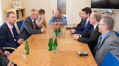 Circassian Activists Visit The Estonian Parliament / Riigikogu liikmed kohtusid Tšerkessi kogukonna esindajatega